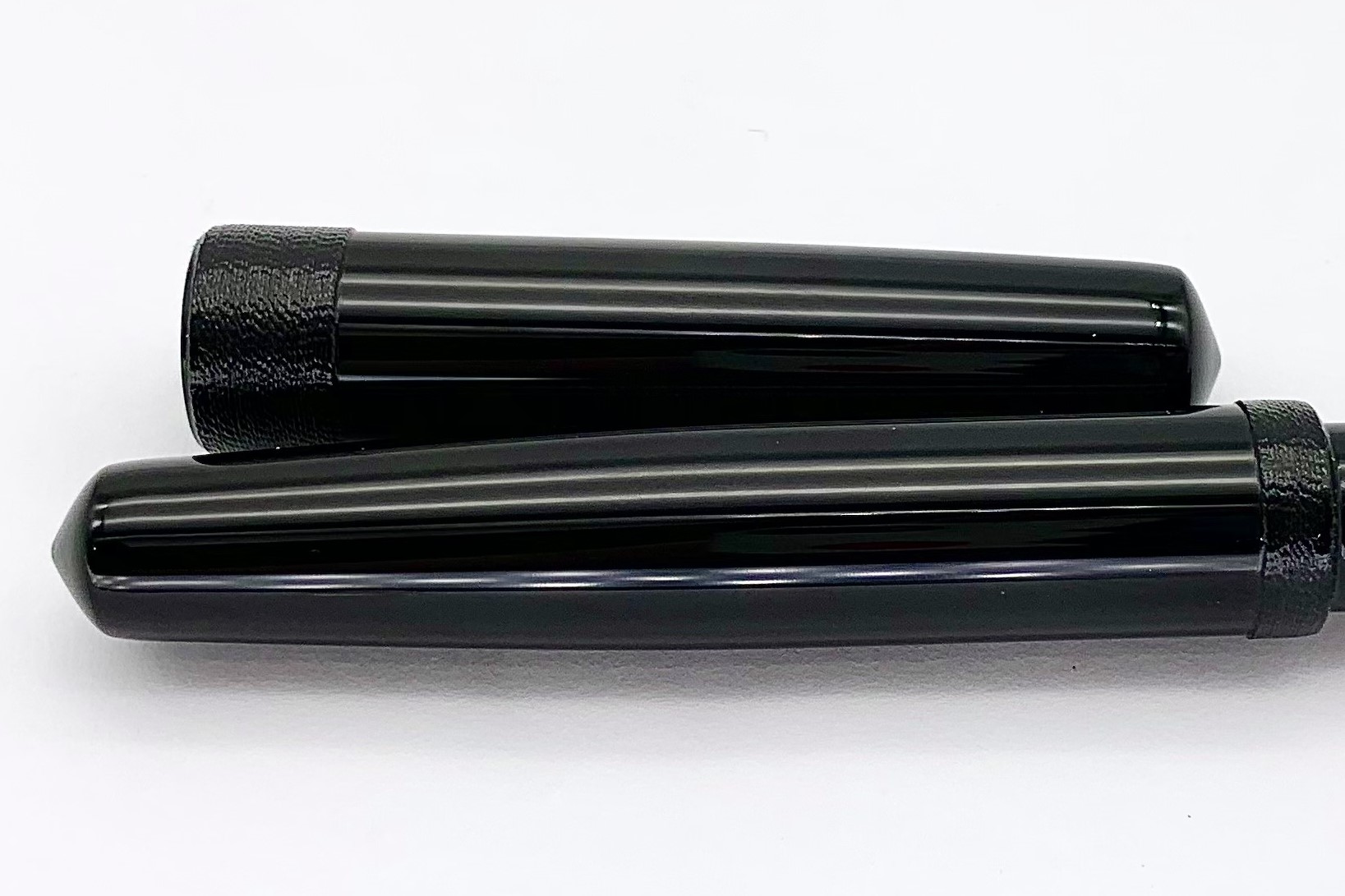 NakayaPiccoloLongKuroRoiroStringRolledModelFountainPen_I
